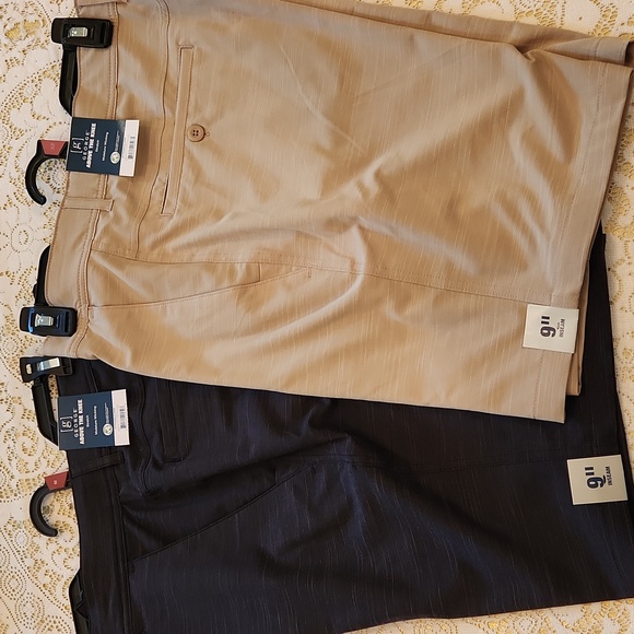 George Brand Men's Tan and Black Shorts - Picture 1 of 8